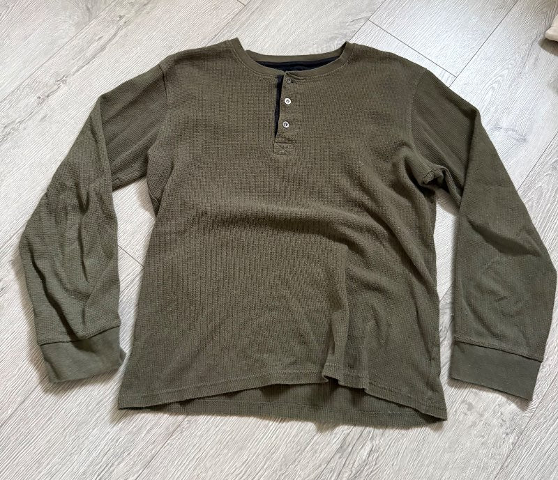 Grænn Henley - M