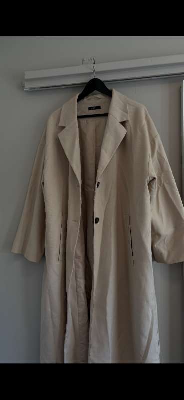 Beige kápa