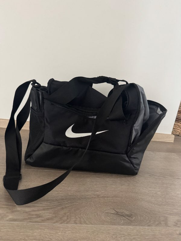 Nike íþróttataska
