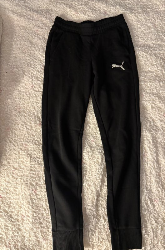 Puma Joggingbuxur svartar