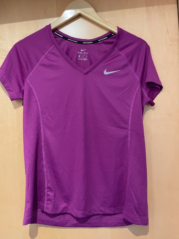 Nike bolur fjólublár