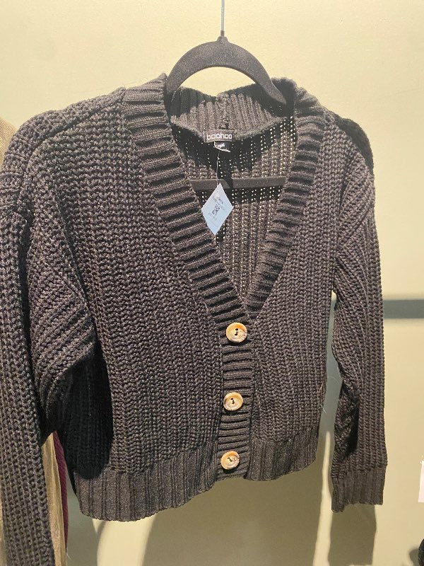 Boohoo svört golla M (ónotuð)