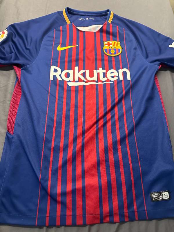 Barcelona Treyja