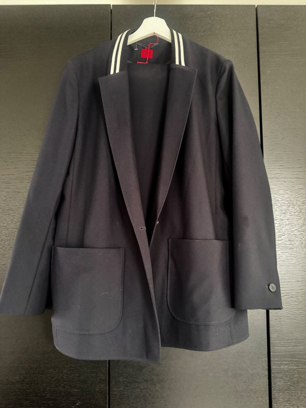 Dragt buxur og jakki blátt Hugo Boss ónotað