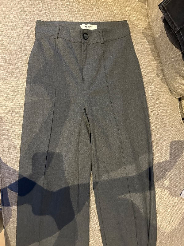 Pull&bear dragt buxur