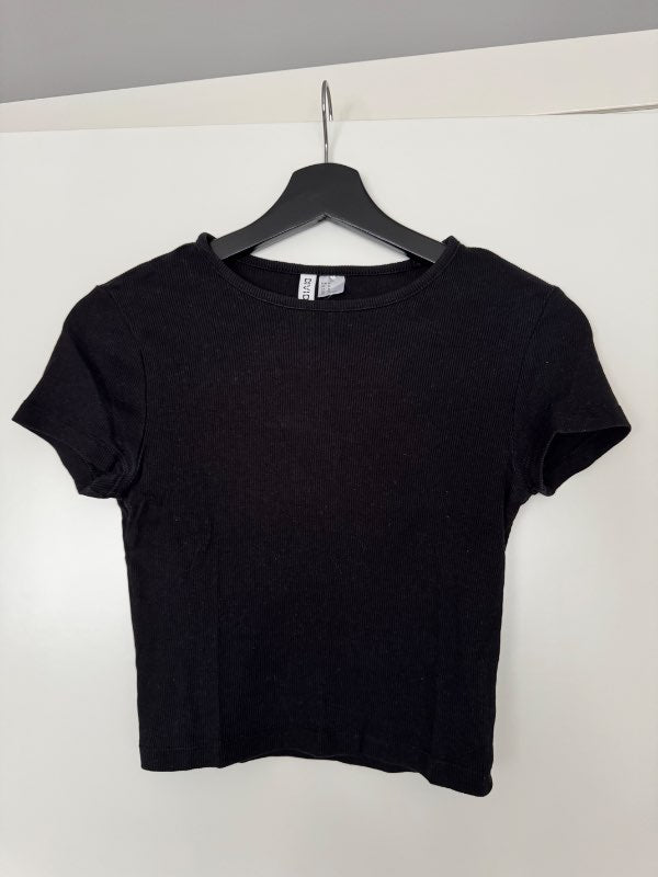 Svartur T-shirt