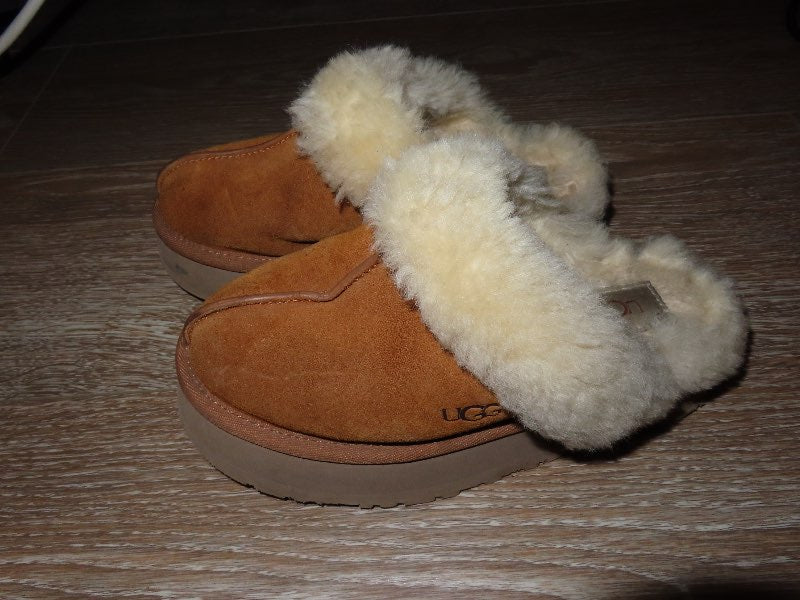 Ugg inniskór