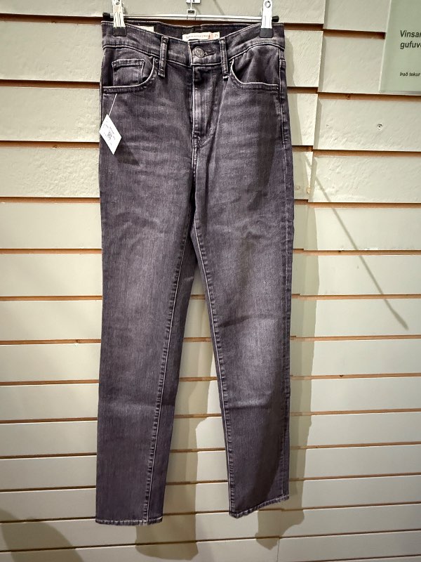 Levis 724 gráar gallabuxur