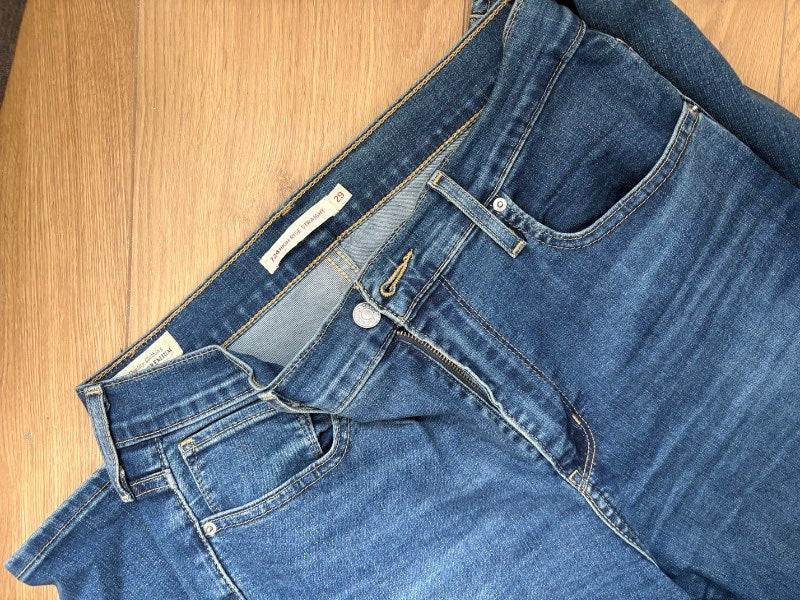 Levi’s gallabuxur