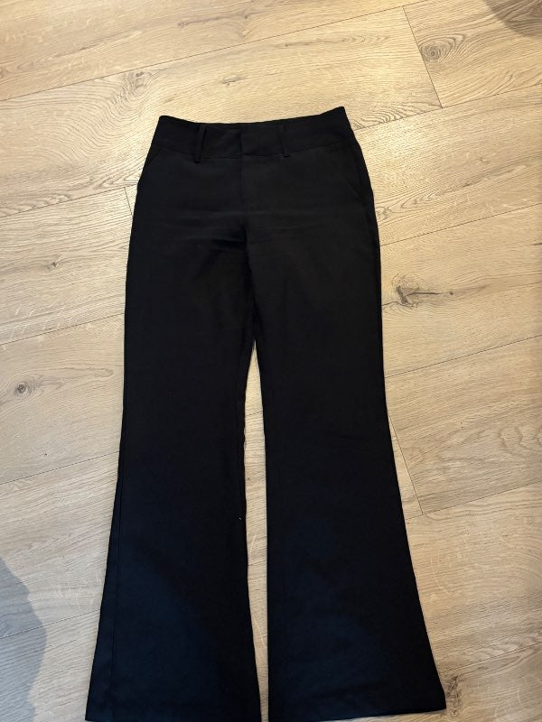 Venderbys buxur