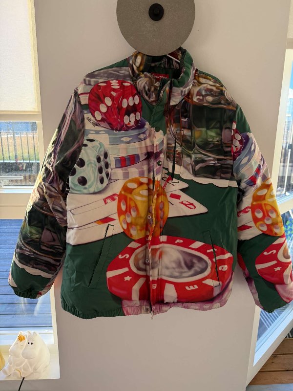 Supreme casino úlpa