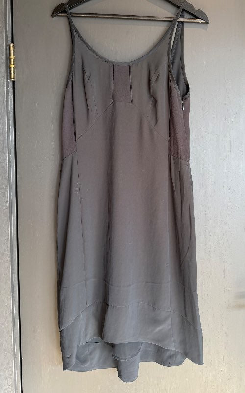 H&M ,,silki” kjóll