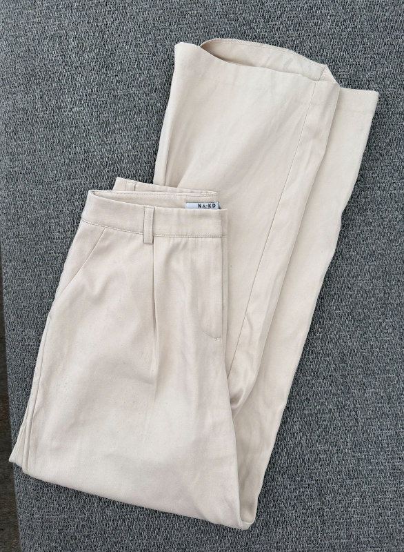 NAKD beige buxur