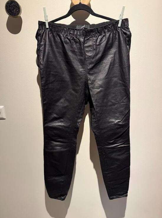 Zizzi Pleður Buxur