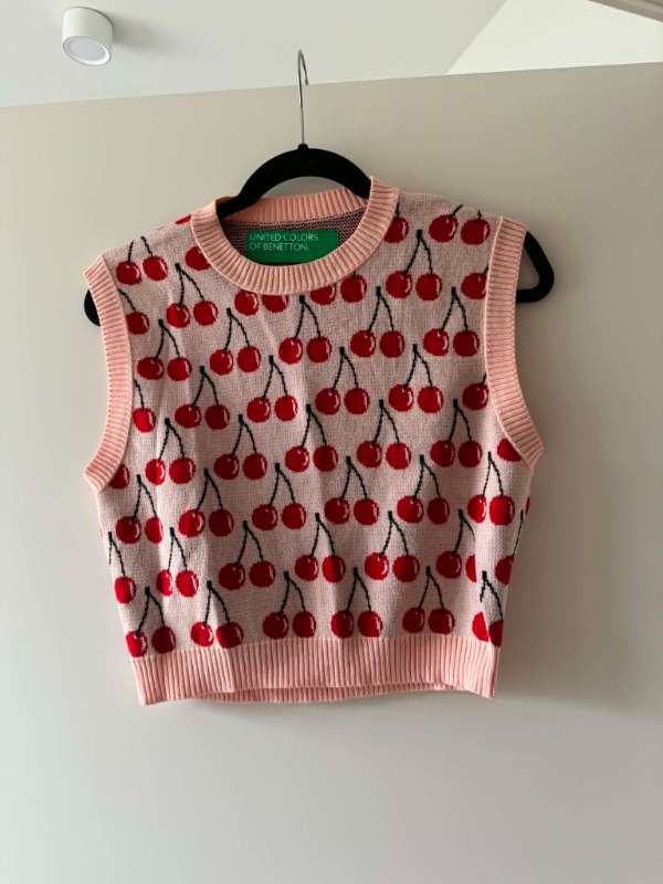 benetton cherry vesti