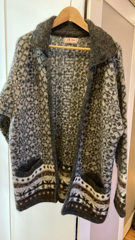 Saga - Vík ullarpeysa