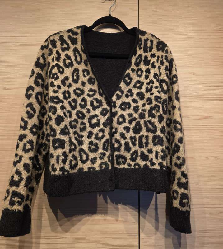 Jakki með leopardmynstri