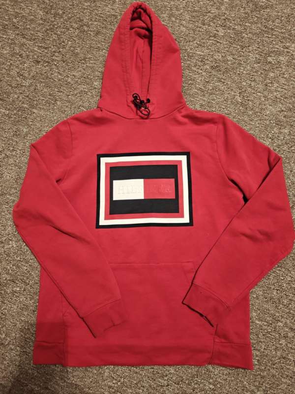 rauð hettupeysa T.Hilfiger