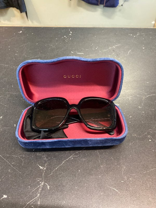 Gucci sólgleraugu