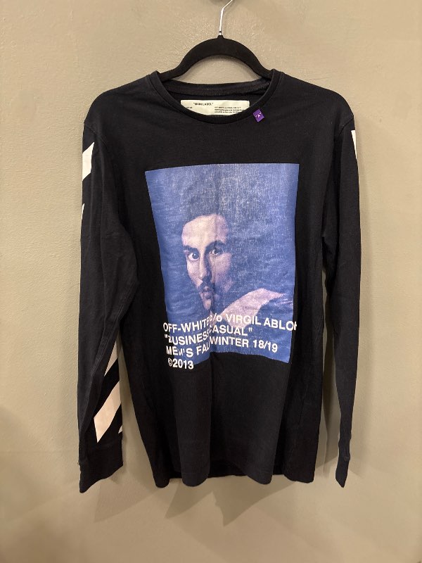 Off white bolur