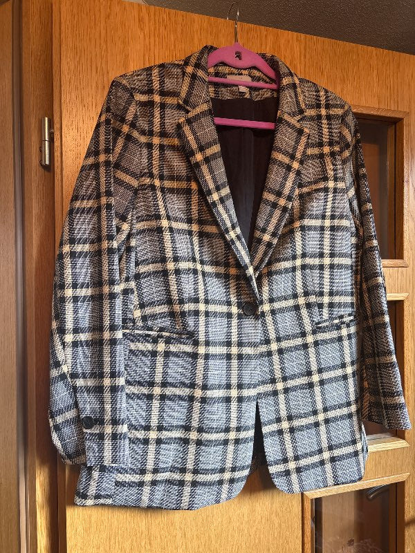 Köflóttur blazer