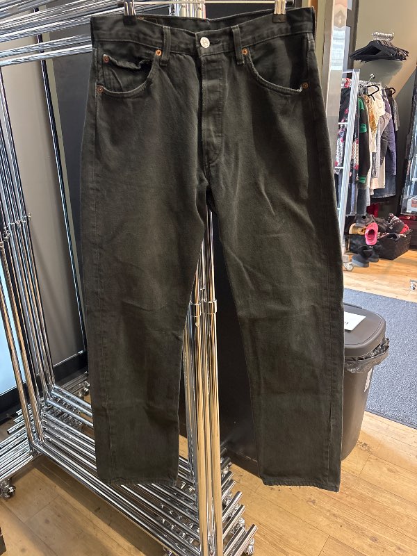 Levis Svartar washed