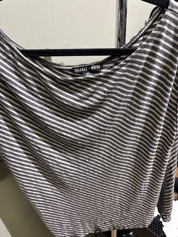 Stripes bolur
