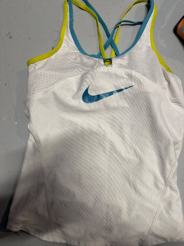 Nike bolur