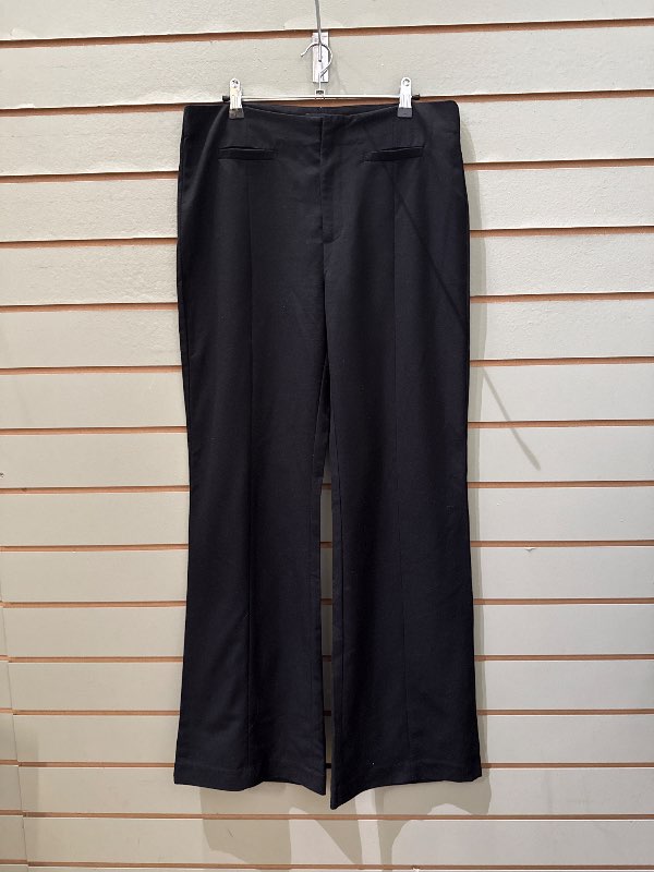 Ginatricot sv. buxur