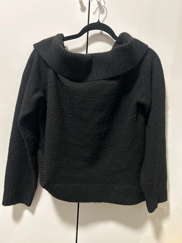 Neo Noir Off Shoulder Peysa