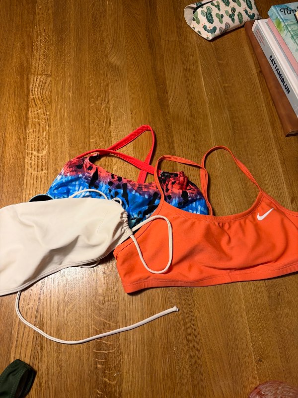 Bikini toppar
