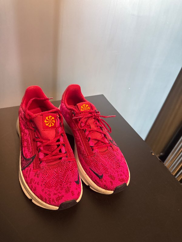 Nike skór bleikir