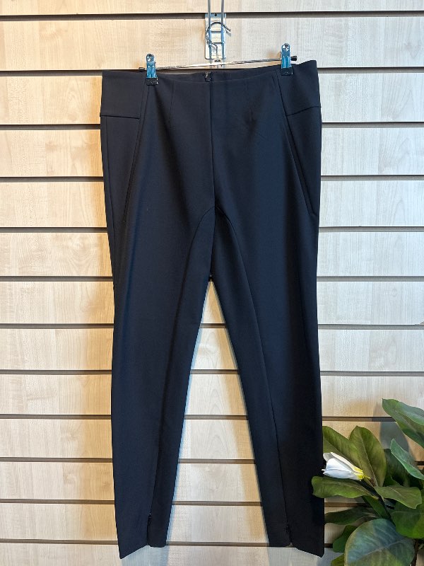 by maline birger buxur