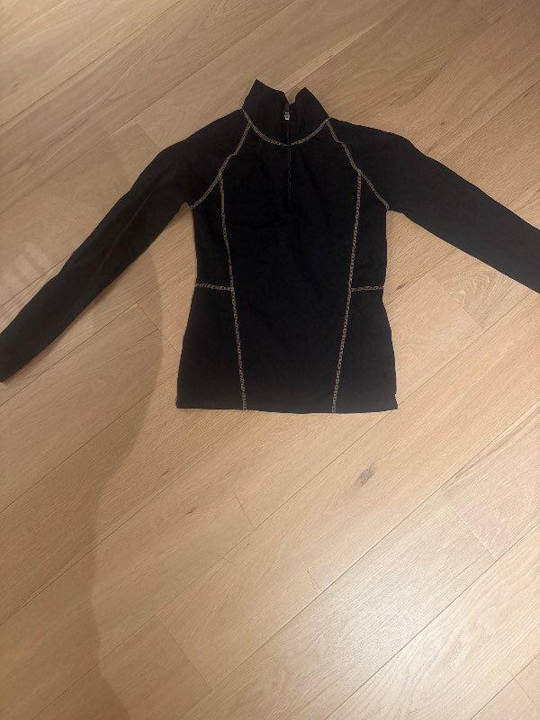 Blanche zip up peysa