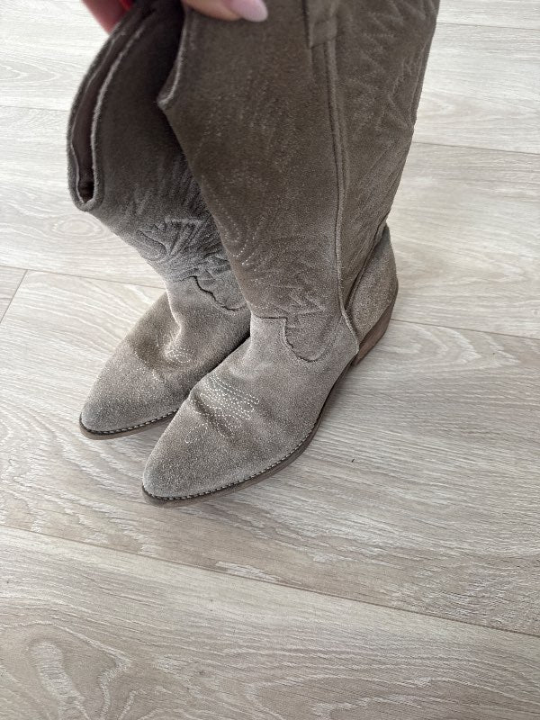 short cowboy boots