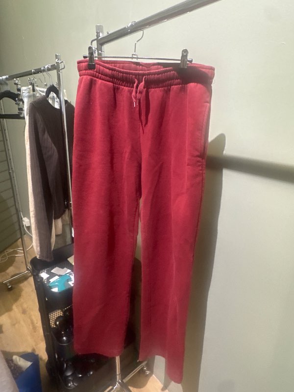 Rauðar Gina Tricot buxur