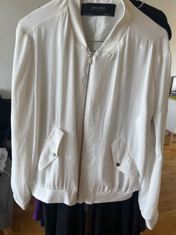 Zara hvítur bomber