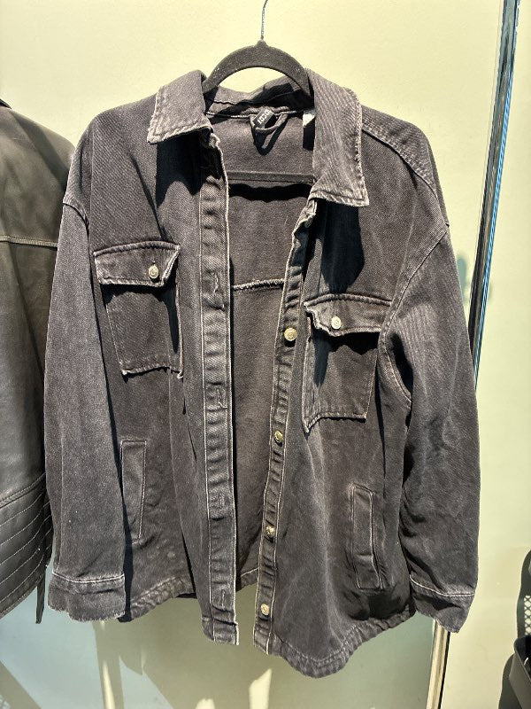 Svartur gallajakki H&M