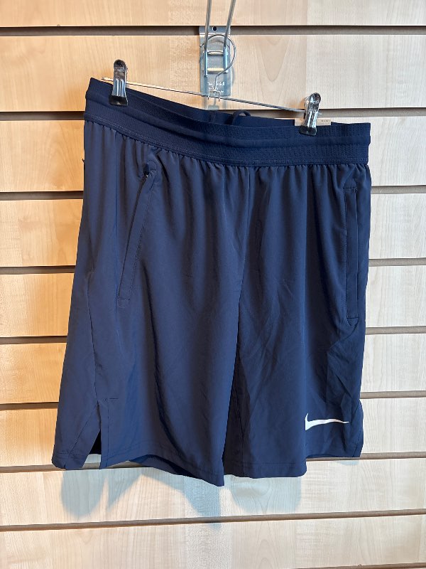 Nike stuttbuxur