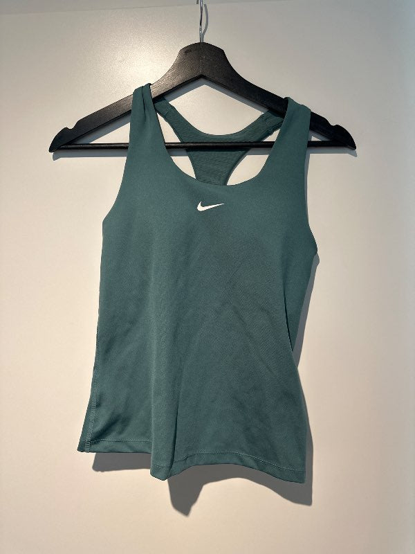 Nike æfingabolur