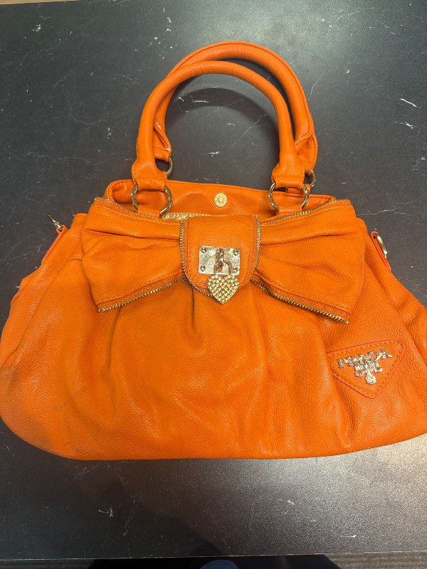 Prada replica taska
