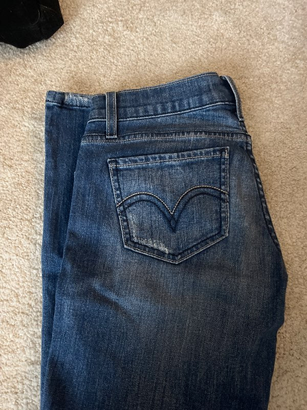 lowrise buxur levis