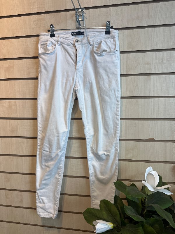 zara hvitar gallabuxur