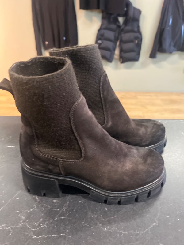 Fruit boots