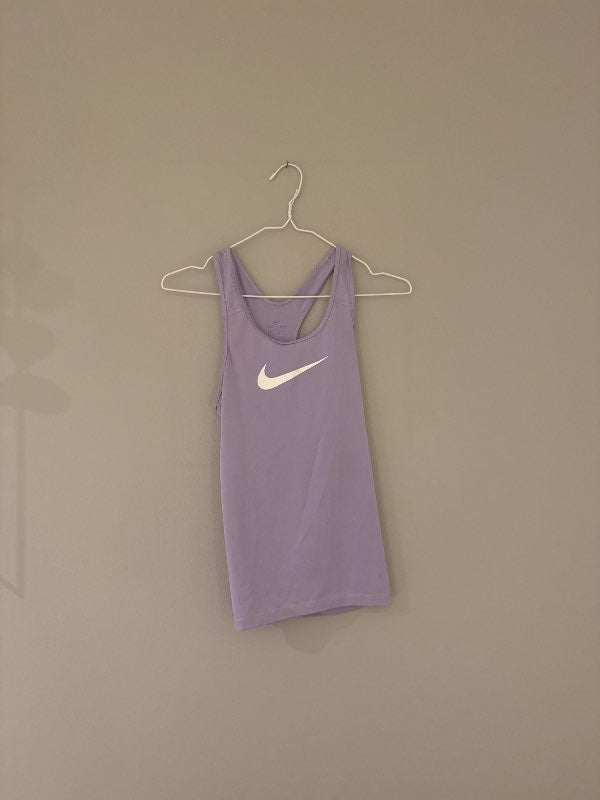 Fjólublár nike