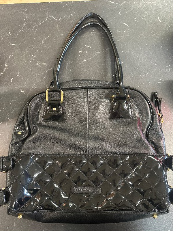 BCBG svört taska
