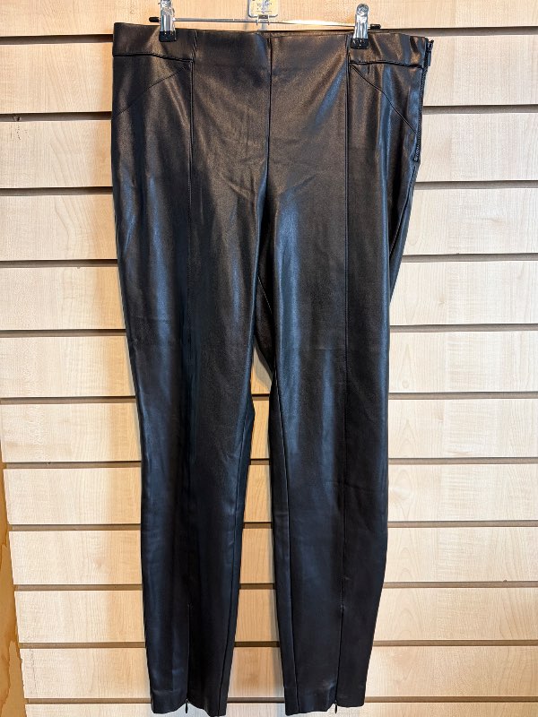 Zara pleðurbuxur