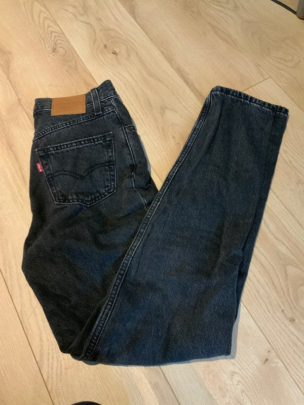 Levis 80’s mom buxur