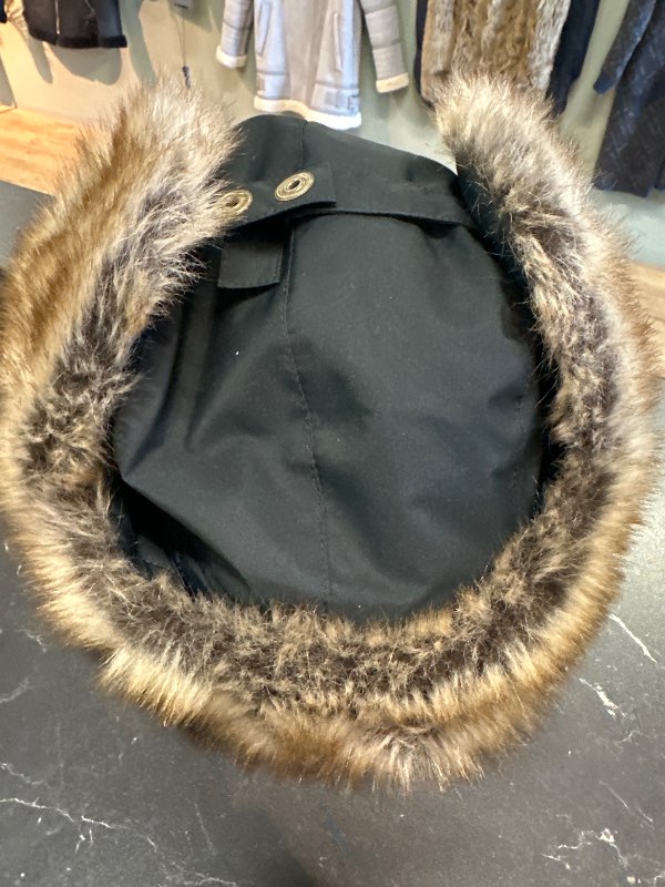 Barbour húfa