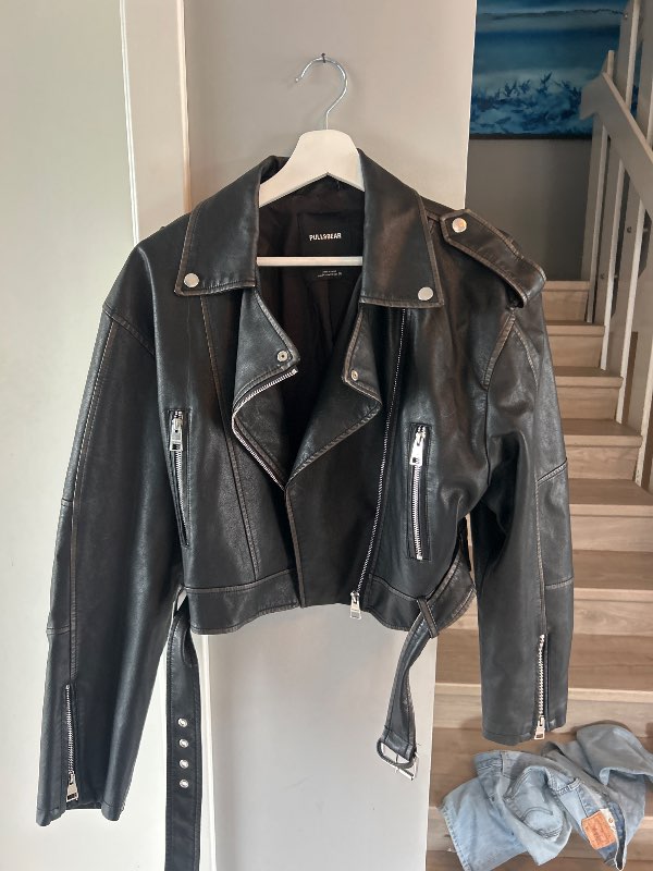 Pull and Bear leðurjakki
